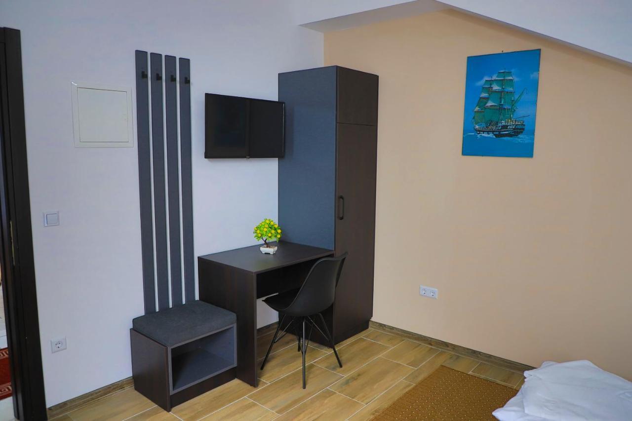 Konak Kod Hame Bihać Buitenkant foto